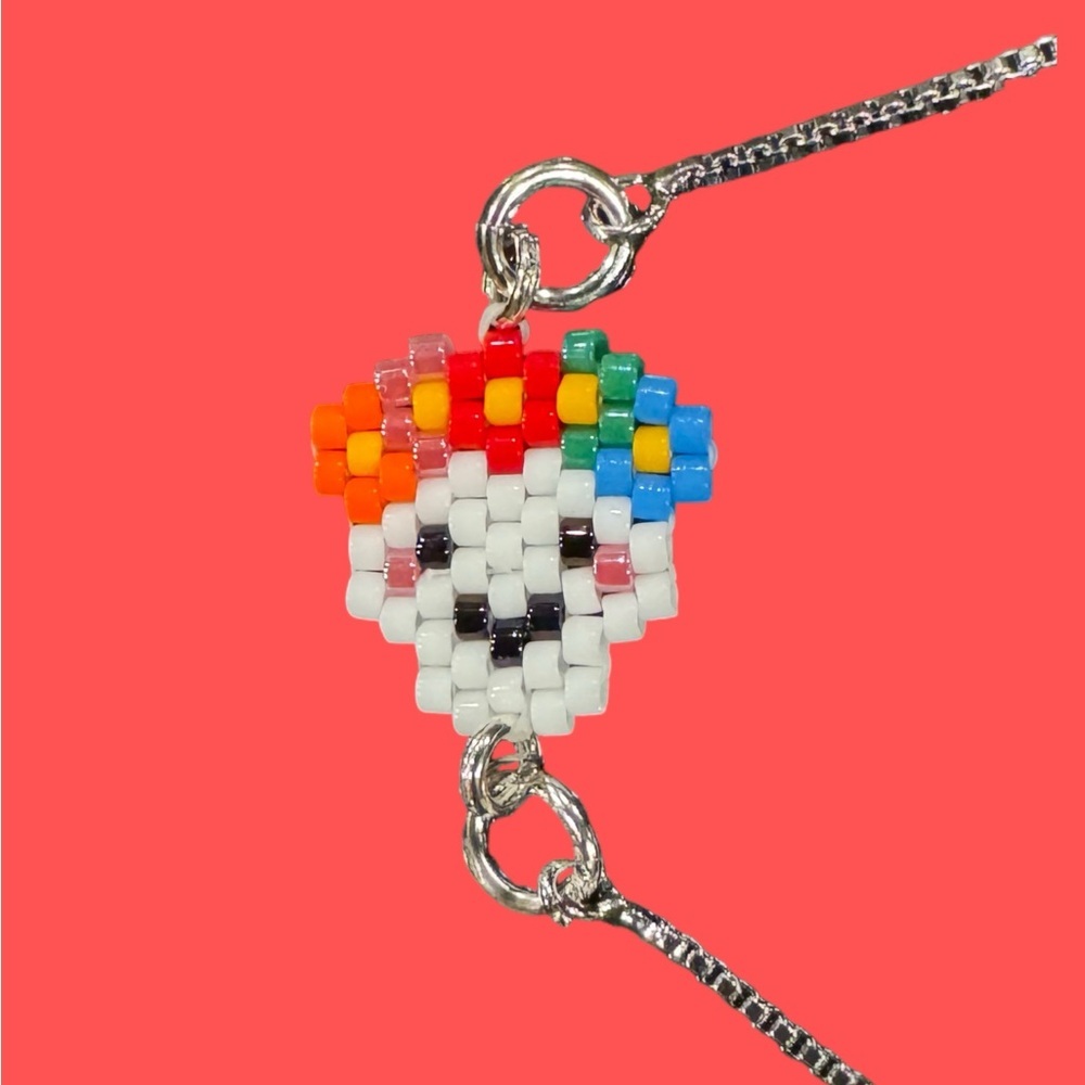 Handcrafted beaded Dia de Los Muertos slider bracelet with tiny colorful skull - Picture 5 of 5